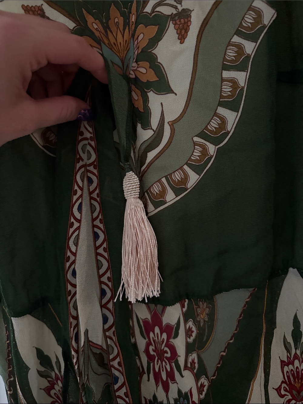 FARM Rio Green Floral Paisley Maxi Dress with Cream Accents - Picture 8 of 8